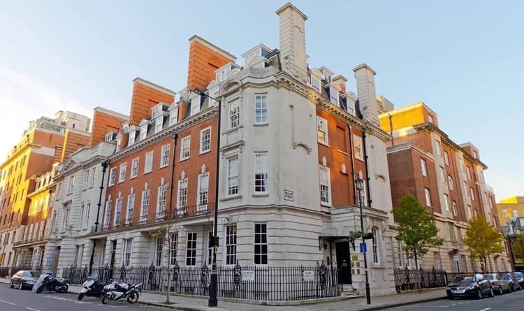 4 Devonshire Street, London W1W 5DX - Building